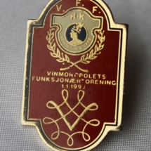 Vinmonopolets Funksjonærforening pin (HK kobling)