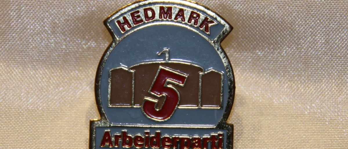 Merke fra Hedmark Arbeiderparti. Brukt til valget i 1989.